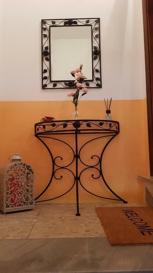 Casa Lory Apartment Pescina Bagian luar foto